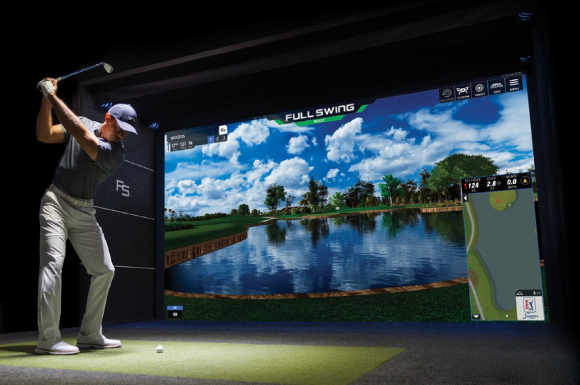Full Swing simulator bay